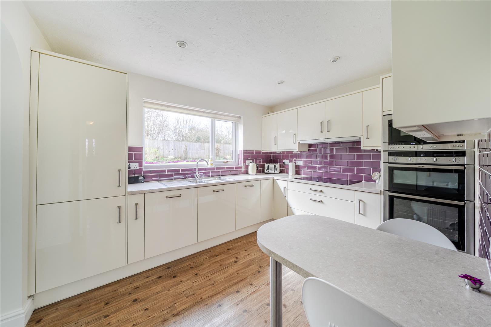 Grove Farm Road, Grovesend, Swansea, SA4 8LA